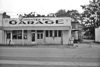 Carpenter Bros. Garage on Middle Street circa 1972.